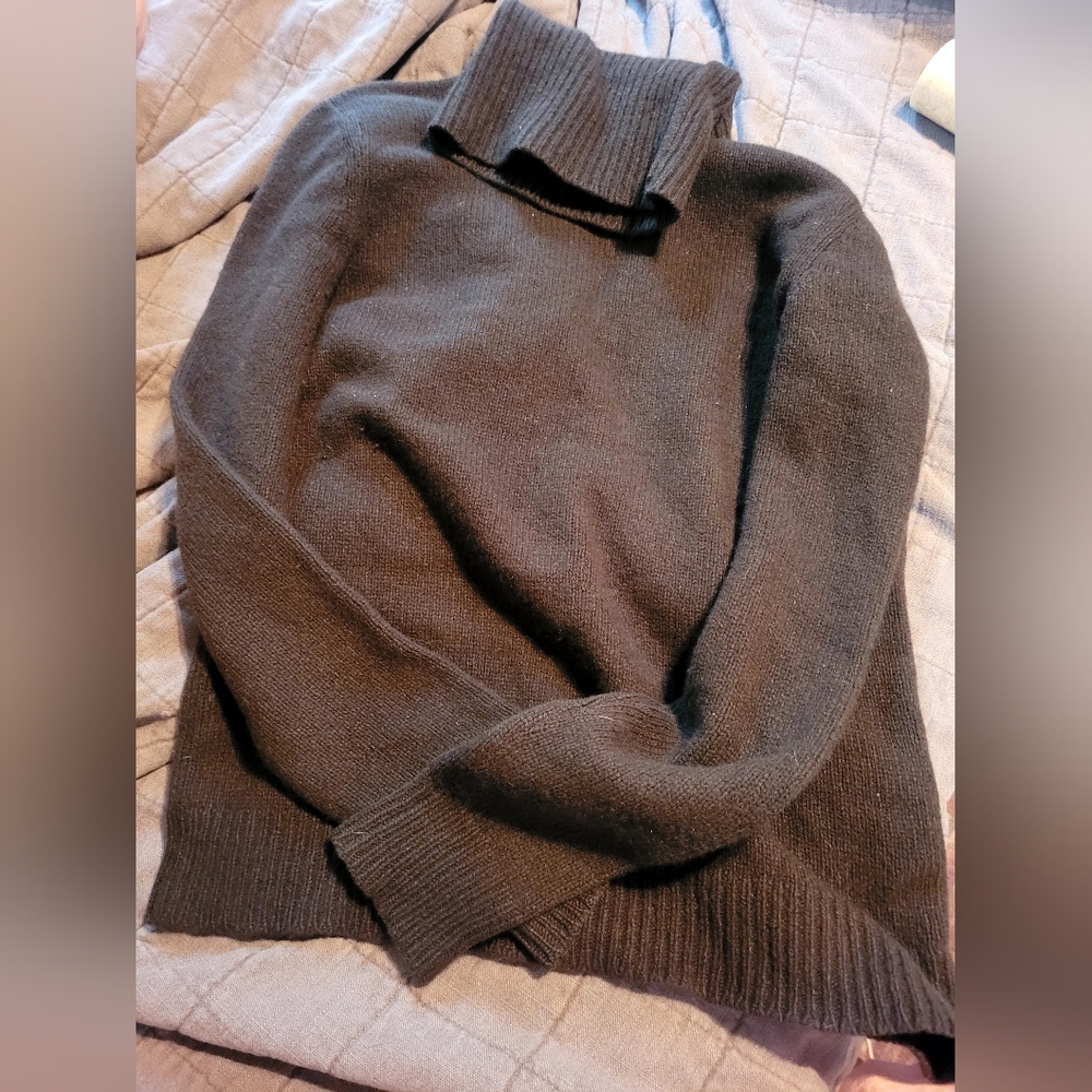 Brand New Without Tags Moss Green 100% Cashmere Ralph Lauren Collection Classics